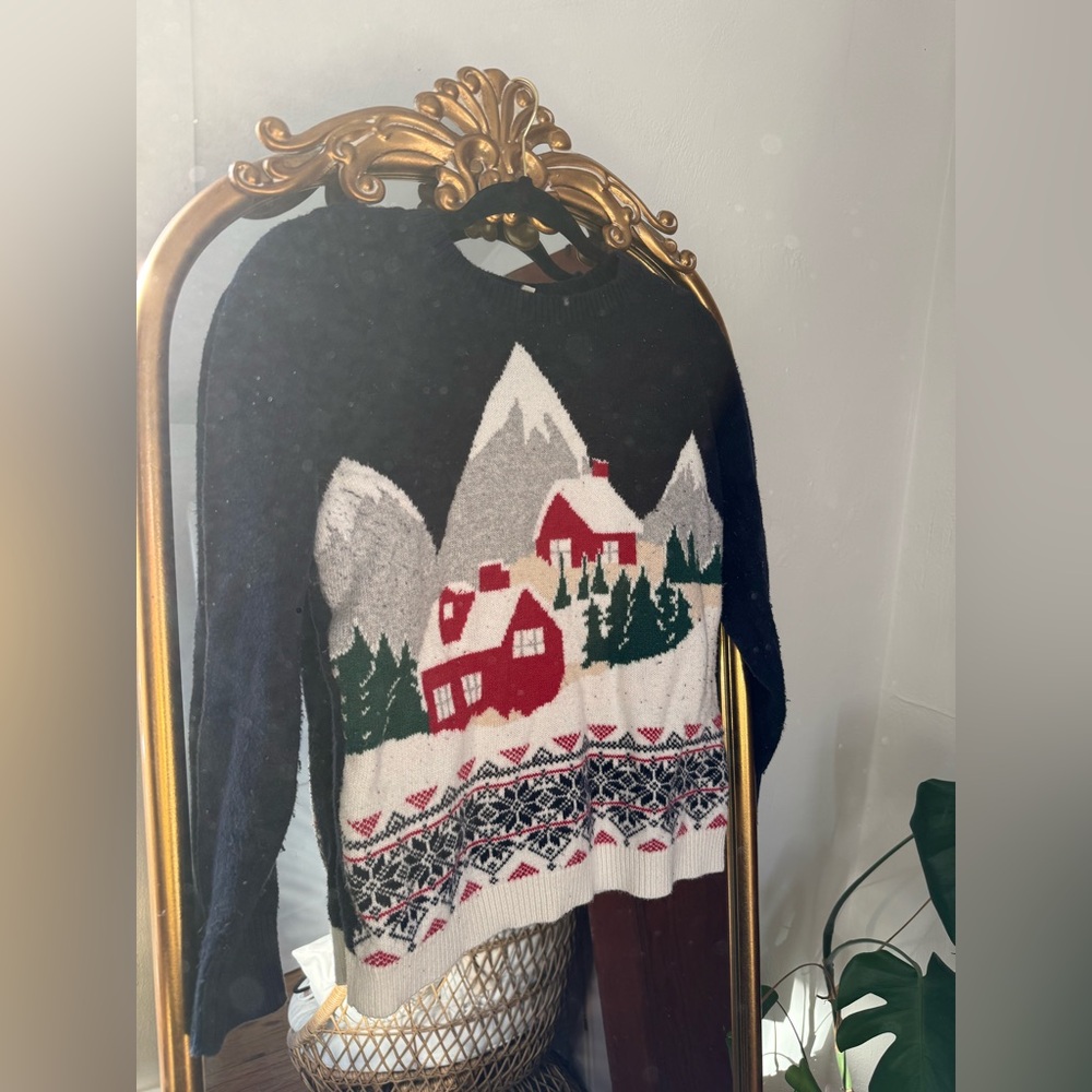 Talbots Navy and Cream Sweater